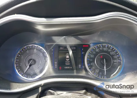 2015 Chrysler 200 Limited z USA, uszkodzony, nr VIN 1C3CCCAB6FN722823